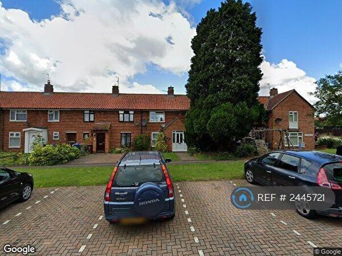 3 Bedroom Terraced House To Rent In Colne Close, Bicester, OX26