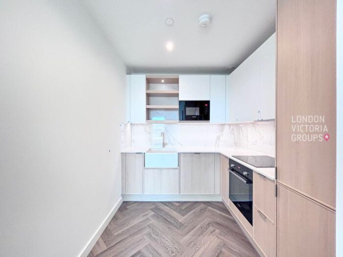 2 Bedroom Apartment To Rent In Lindley House, Henshaw Parade, The Hyde, NW9