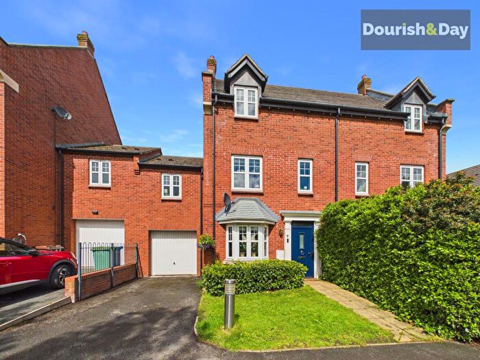 4 Bedroom Terraced House For Sale In Legend Lane, Stafford, ST16