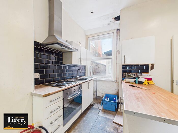 1 Bedroom Flat For Sale In Keswick Road, Blackpool, FY1