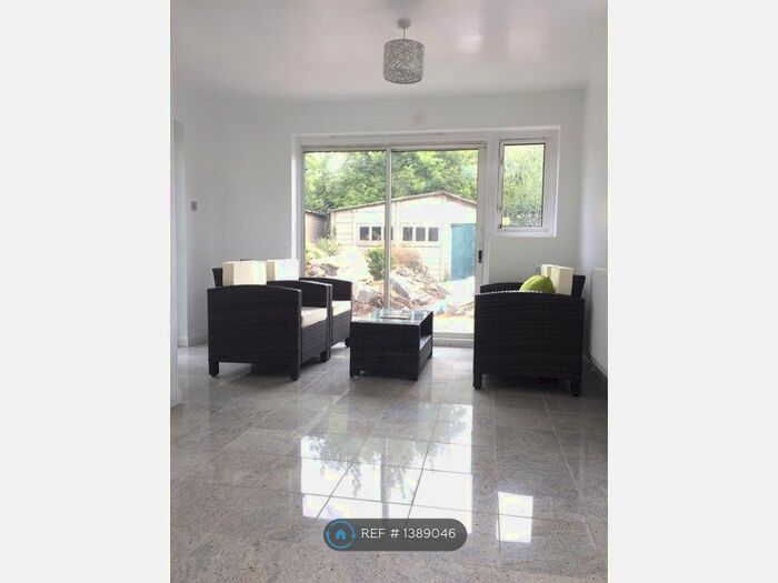 5 Bedroom End Of Terrace House To Rent In The Path, Wimbledon, SW19