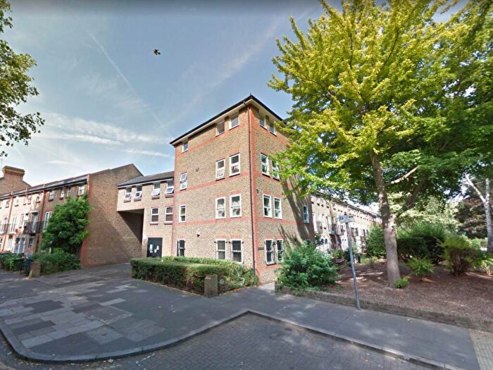 1 Bedroom Flat To Rent In Elm Green Close, Stratford, London, E15