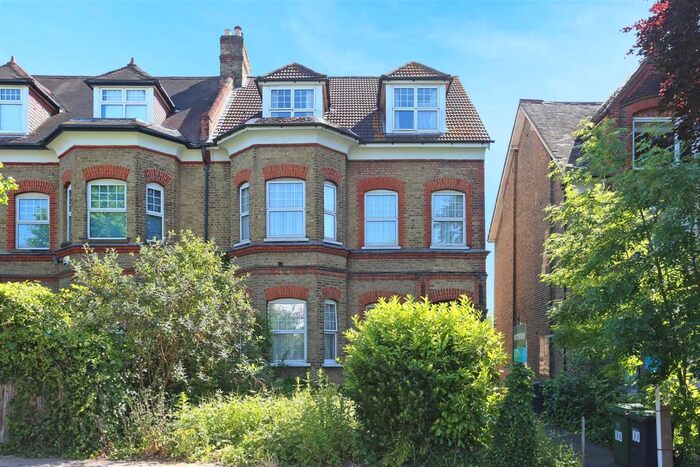 Studio To Rent In Newlands Park, London, SE26