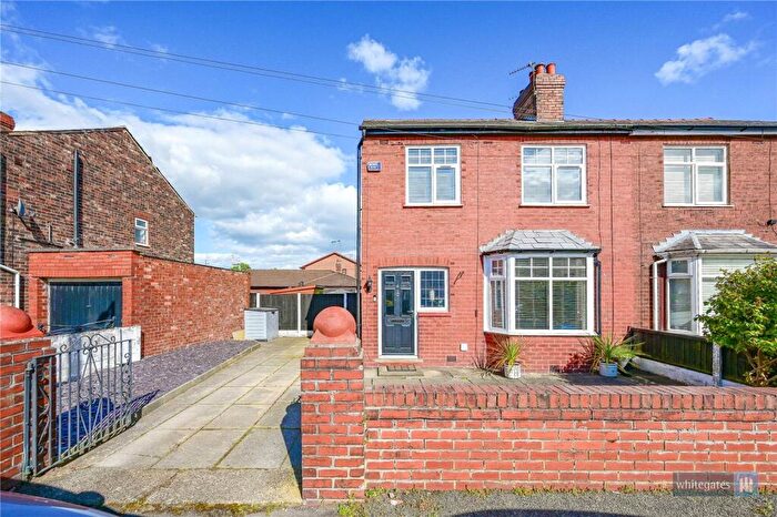 3 Bedroom Semi-Detached House For Sale In Fairclough Road, Rainhill, Prescot, Merseyside, L35