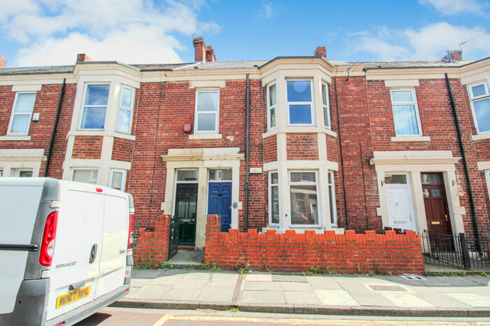 2 Bedroom Flat To Rent In Second Avenue, Heaton, Newcastle Upon Tyne, Tyne And Wear, NE6
