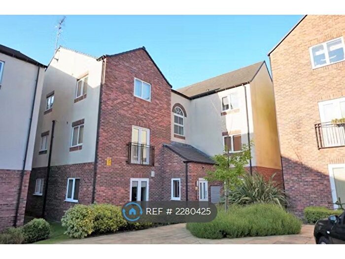 2 Bedroom Flat To Rent In Potternewton Mount, Leeds, LS7