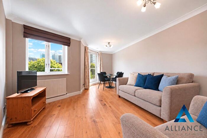 2 Bedroom Apartment For Sale In Island Row Limehouse, London, E14