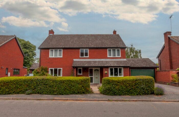 5 Bedroom Detached House For Sale In Gurdon Road, Woodbridge, IP13