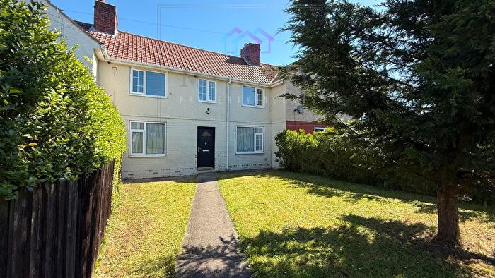 3 Bedroom Semi Detached House For Sale In Staveley Street, Edlington, Doncaster, South Yorkshire, DN12