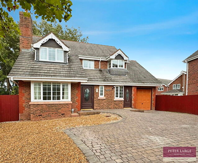 4 Bedroom Detached House For Sale In Parc Gwellyn, Kinmel Bay, LL18