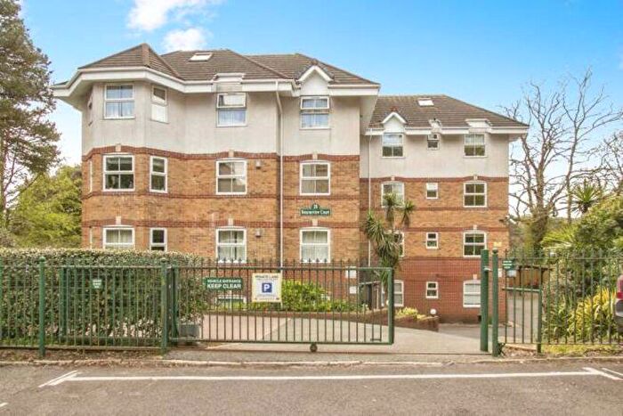 2 Bedroom Flat To Rent In St. Stephens Road, Bournemouth, BH2