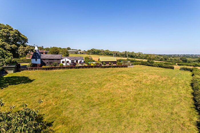 6 Bedroom Detached House For Sale In Bells Yew Green Road, Bells Yew Green, TN3