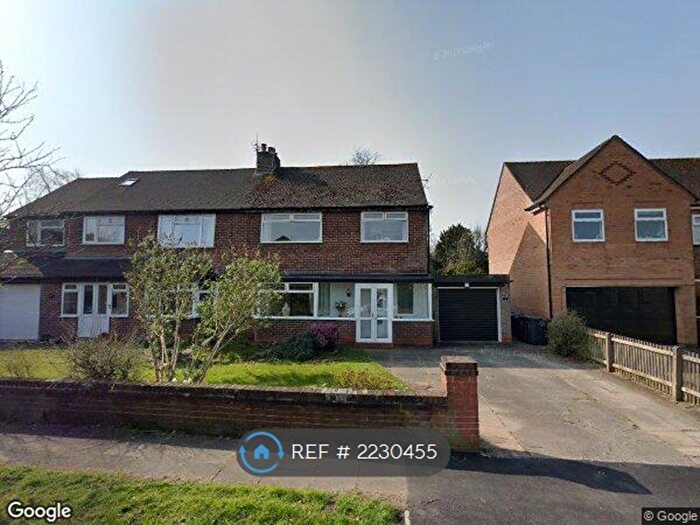 3 Bedroom Semi-Detached House To Rent In Lime Grove, Lowton, Warrington, WA3