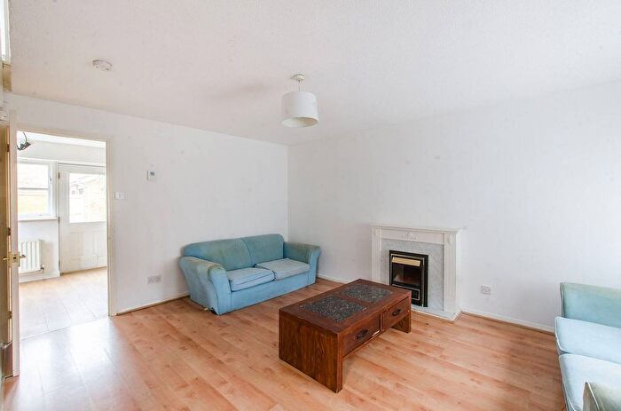 3 Bedroom Property To Rent In Richard House Drive, Canning Town, London, E16