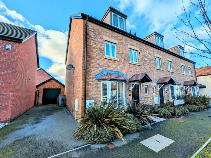 4 Bedroom Semi-Detached House To Rent In Tandem Mill Road, Glan Llyn, Newport, NP19