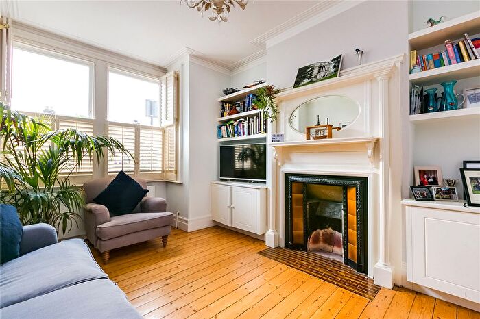 5 Bedroom Terraced House To Rent In Beechcroft Road, London, SW17