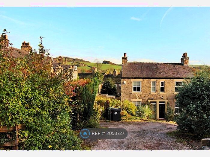 3 Bedroom Semi-Detached House To Rent In Beeston Mount, Bollington, Macclesfield, SK10