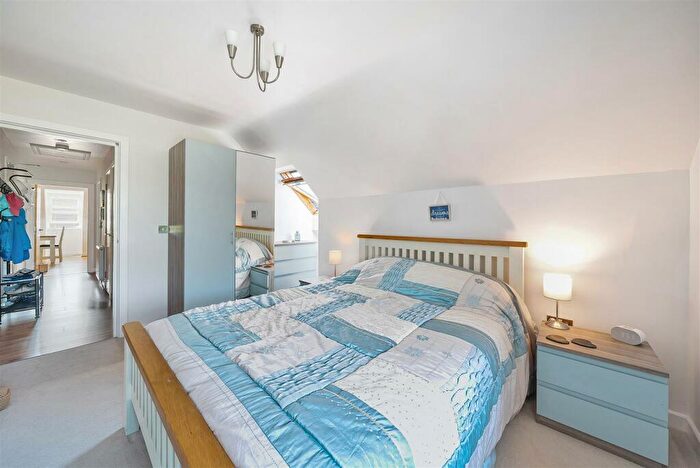 2 Bedroom Apartment For Sale In Stavordale Road, Weymouth, DT4