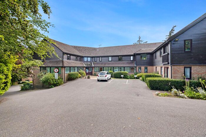 2 Bedroom Retirement Property For Sale In Fairfield Road, East Grinstead, RH19