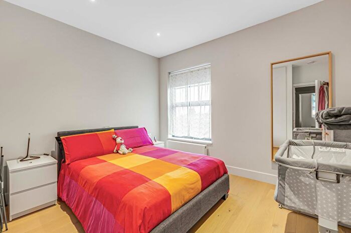 1 Bedroom Flat To Rent In Station Terrace, London, NW10