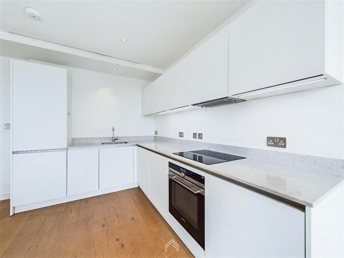 1 Bedroom Flat To Rent In Highgate Hill, London, N19