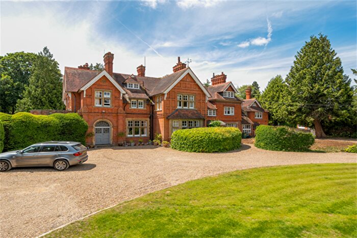 5 Bedroom Apartment For Sale In Kingsley House Upper & Nd Floor Apartment, Crowsley Road, Shiplake, Henley-On-Thames, RG9