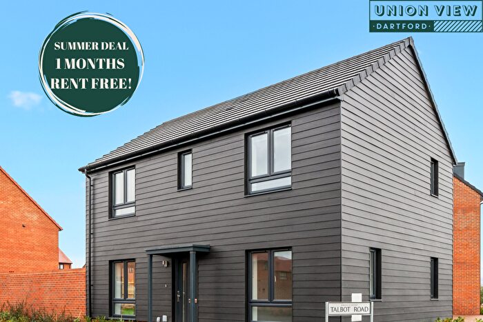 4 Bedroom Semi-Detached House To Rent In Enjoy One Month Rent Free!Minton Road, Dartford, Kent, DA2