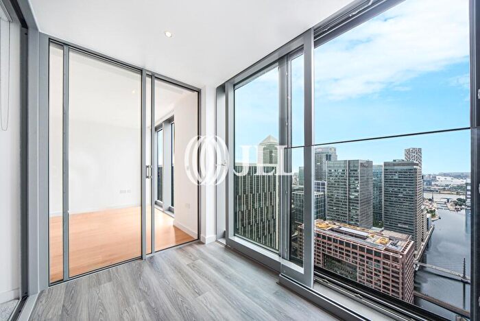 1 Bedroom Flat To Rent In Landmark Pinnacle, Marsh Wall, E14