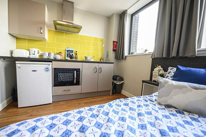 Studio To Rent In Queen Street, Sheffield, S1