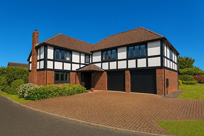 5 Bedroom Detached House For Sale In Rectory Close, Eastbourne, BN20