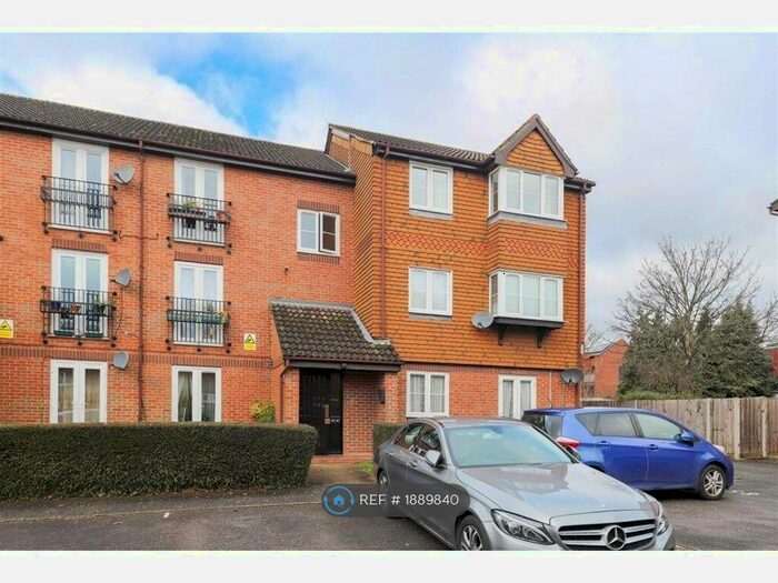 1 Bedroom Flat To Rent In Yiewsley, West Drayton, UB7