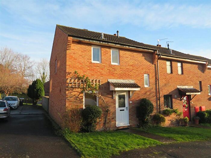 2 Bedroom End Of Terrace House For Sale In Hopkins Road, Devizes, SN10