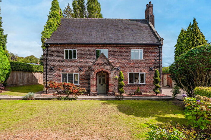 5 Bedroom Detached House For Sale In Parr Fold Farm, Parr Fold, Worsley, M28