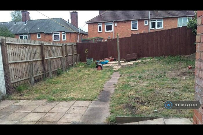 3 Bedroom Semi-Detached House To Rent In Swannington Road, Leicester, LE3