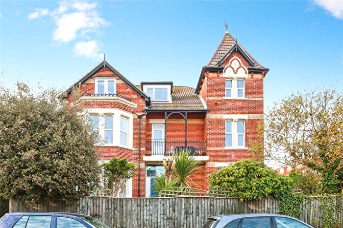 3 Bedroom Flat For Sale In Burnaby Road, Alum Chine, Bournemouth, Dorset, BH4