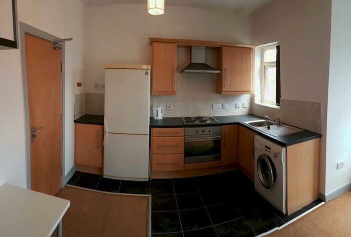 1 Bedroom Flat To Rent In Tootal Road, Salford, M5