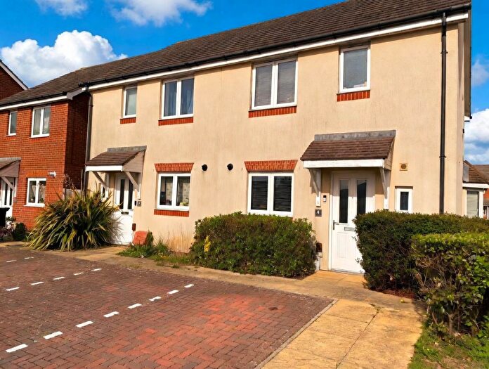 3 Bedroom Semi Detached House To Rent In Diamond Place, Bournemouth, BH8