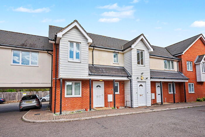 2 Bedroom Apartment For Sale In Lime Tree Place, Ipswich, IP1