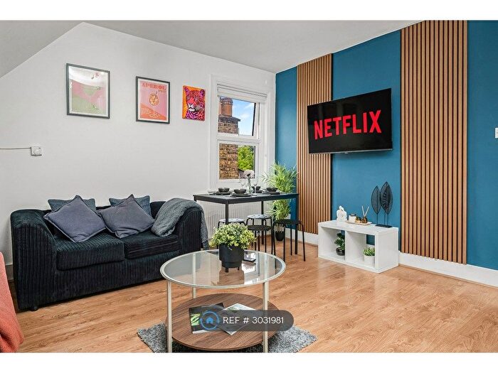 1 Bedroom Flat To Rent In Stonard Road, London, N13