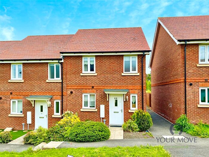 3 Bedroom End Of Terrace House To Rent In Weavers Close, Eastbourne, East Sussex, BN21