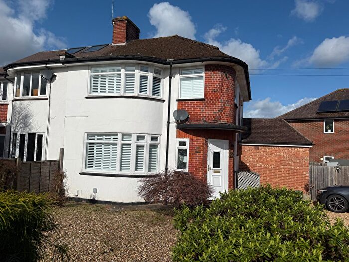 3 Bedroom Semi-detached House To Rent In Meadow Way, Reigate, RH2