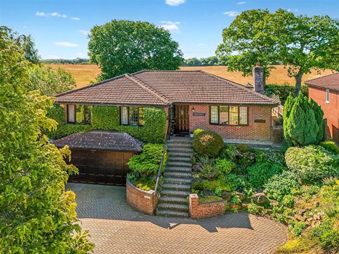 6 Bedroom Detached House For Sale In Winchester Street, Overton, Basingstoke, RG25