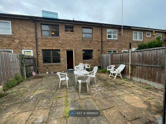 5 Bedroom Terraced House To Rent In Burgos Grove, London, SE10