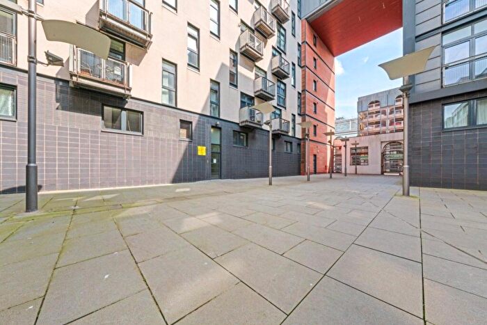 1 Bedroom Flat To Rent In Oswald Street, City Centre, Glasgow, G1