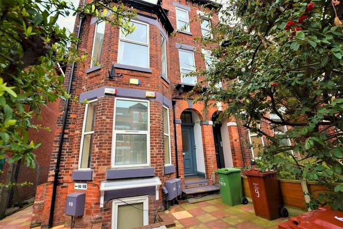 2 Bedroom Flat To Rent In Central Road, West Didsbury, Didsbury, Manchester, M20