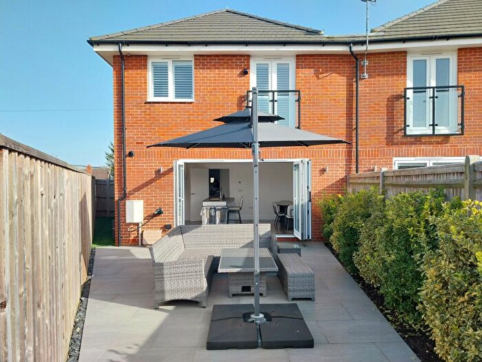 3 Bedroom End Of Terrace House For Sale In New House Terrace, Station Road, Edenbridge, TN8