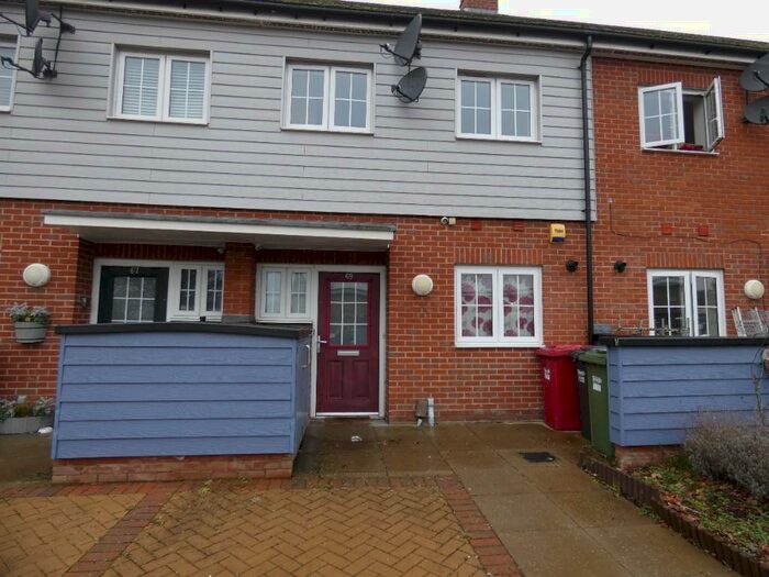 2 Bedroom Terraced House To Rent In Twist Way, Slough, Berkshire, SL2