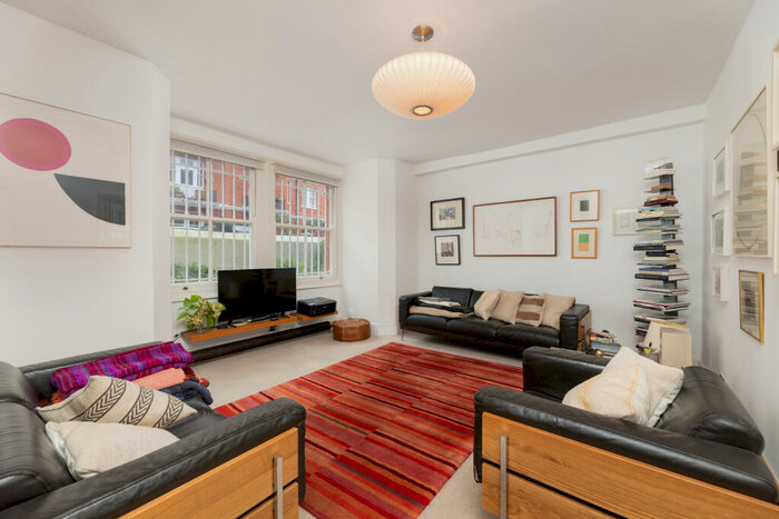 1 Bedroom Flat To Rent In Lurline Gardens, SW11