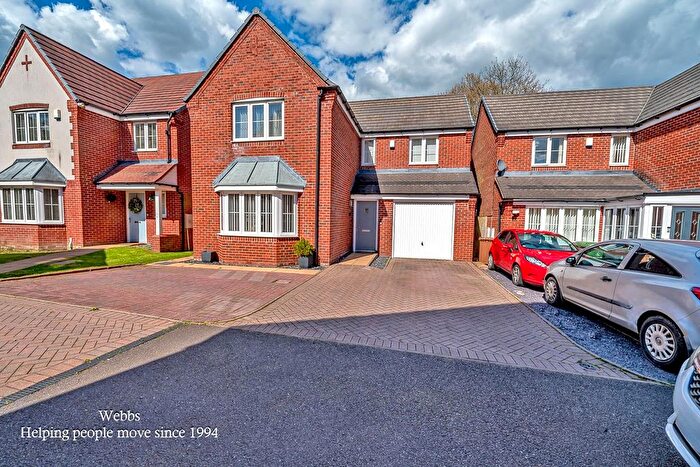 4 Bedroom Detached House For Sale In Harvest Grove, Bloxwich, WS3
