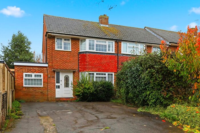 3 Bedroom End Of Terrace House For Sale In Lucas Avenue, Moulsham Lodge, Chelmsford, CM2